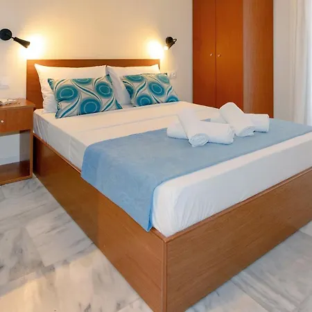 Aparthotel Thea