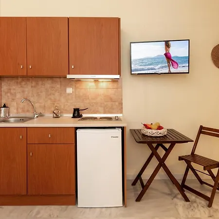 Thea Aparthotel Pyrgadikia