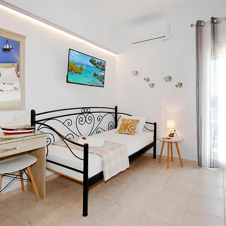 Thea Aparthotel *