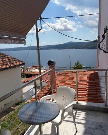 Aparthotel Thea