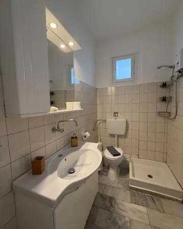 Aparthotel Thea 3*
