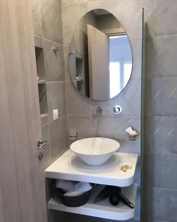 Thea 3* Pyrgadikia